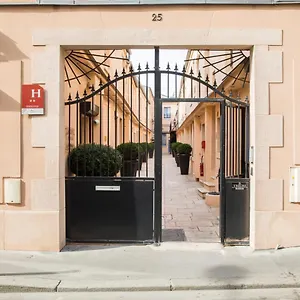 De L'horloge Paříž