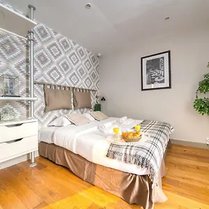 833 - Porte De Versailles - Lovely Apartamento