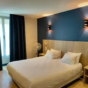 Modern Est Hotell